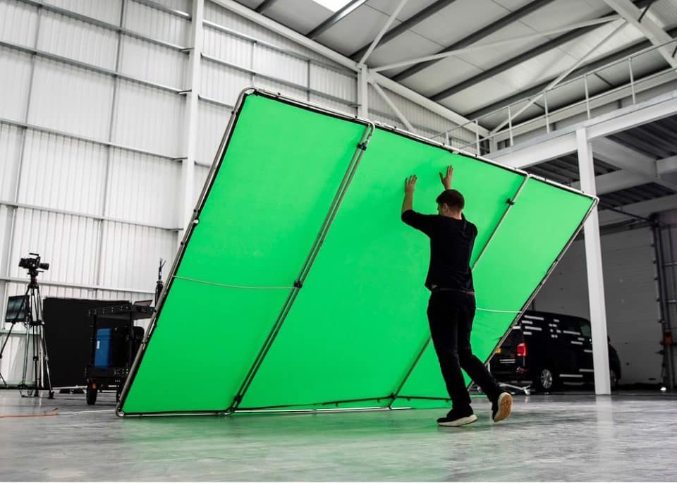 What-is-a-chroma-key-green-screen_